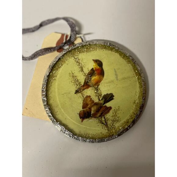 Set of 4 Bird Ornaments. KK384 - Picture 4 of 5